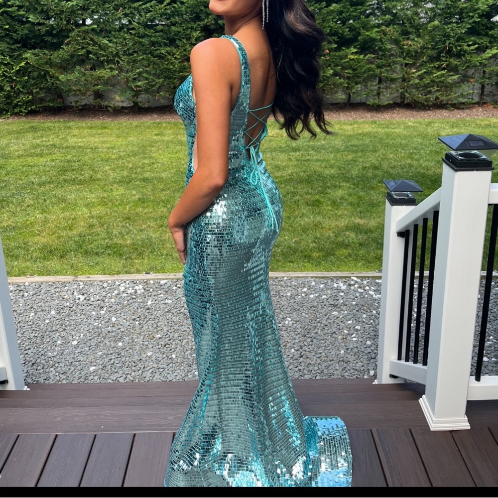 PROM GOWN BY AMARRA size 00